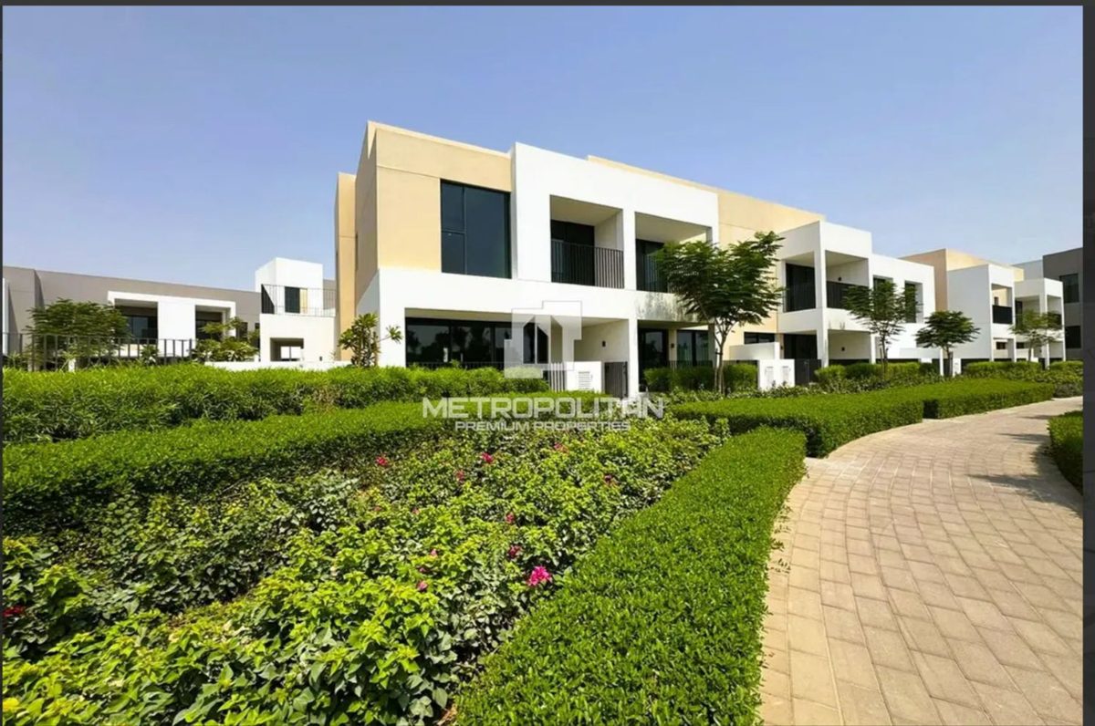 4-bed villa for sale in Arabian Ranches 3