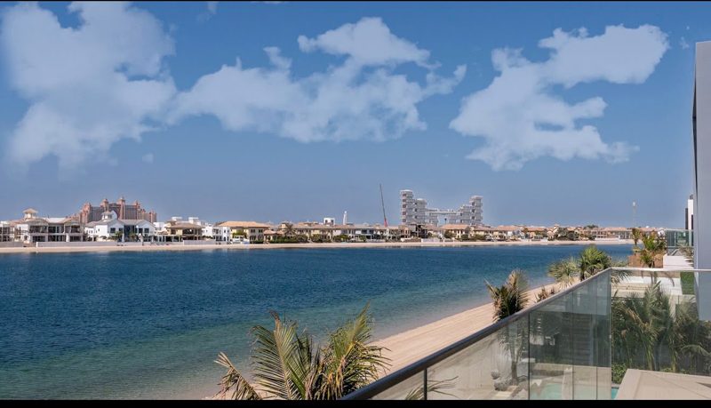 5-bed villa for rent in Palm Jumeirah
